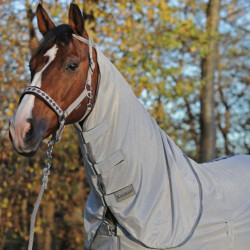 Kavalkade Vliegendeken Met Afneembare Hals/Buikflap, Lichtgrijs