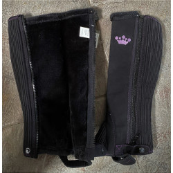 Red Horse mini chaps Winter Fur, Zwart