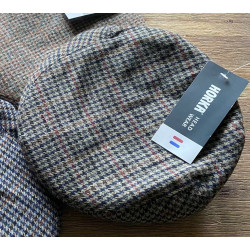 Horka decoratieve geruite pet, beige/zwart/blauw/rood/bruin geruit