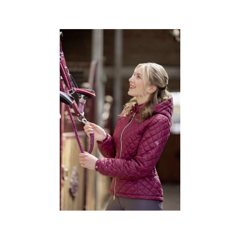 HKM Donsjas Stella, Wijnrood